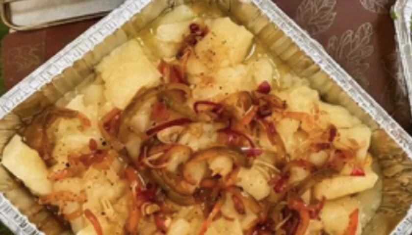 Yuca con mojo